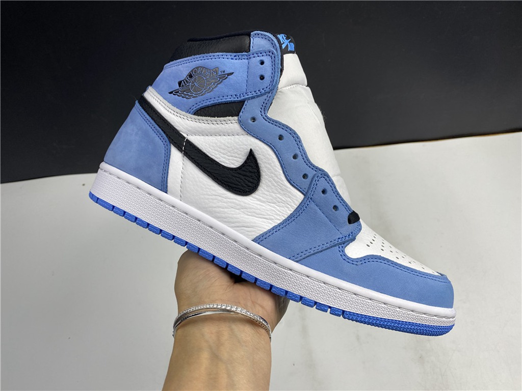 Air Jordan 1 High OG University Blue 555088-134